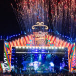 Forró tradicional e romântico embalam noite de shows no Arraiá do Povo