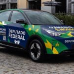 Adesivou o carro para as eleições? Especialista alerta para cuidados com o seguro do veículo