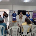 Procon Aracaju orienta idosos sobre prevenção de golpes digitais em ação educativa