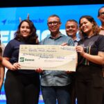 Fábio Mitidieri valoriza professores com salários maiores, escolas melhores, premiação por bom desempenho e mais