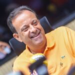 Em entrevista a SIM FM, André Moura apresenta propostas para saúde, infraestrutura, inclusão e proteção às mulheres
